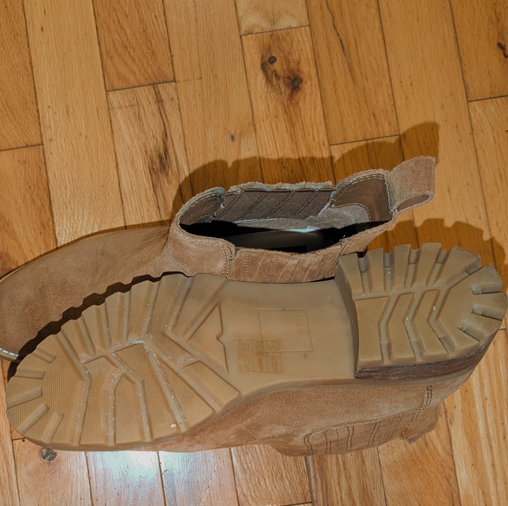 Dolce Vita Cognac Suede Water Resistant Ankle, Chelsea Boots - Picture 2 of 4